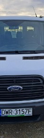 Ford Transit-3