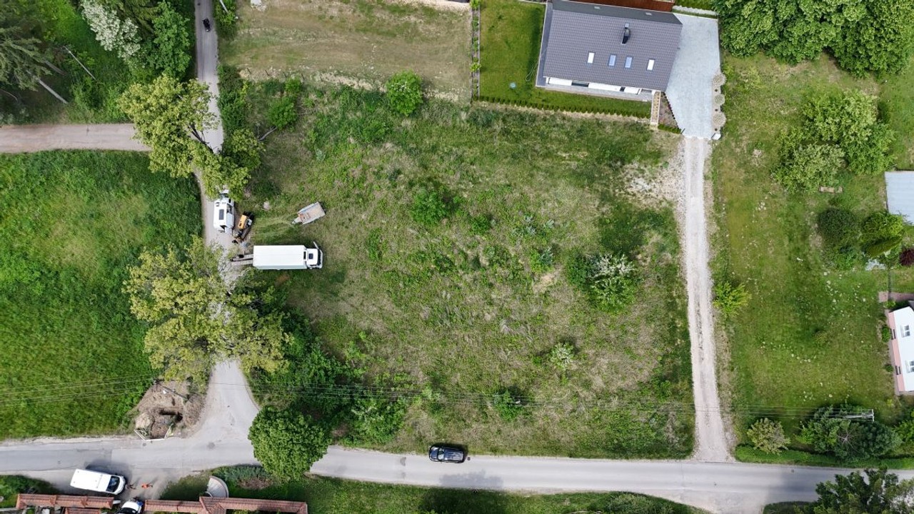 Grunt na sprzedaż, Dojazdów, 709.00 m² - Więcej