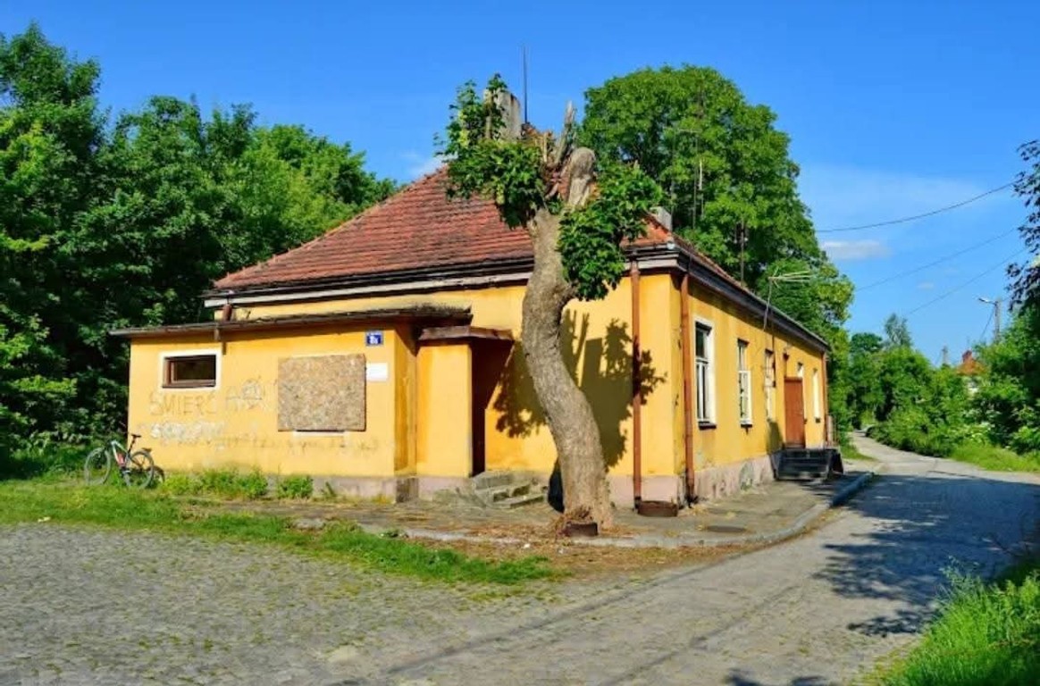 Budynek wielorodzinny w Centrum Miechowa - Widok 4