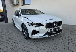 Volvo V60 II 2.0 Plug-in * AWD * kamera * navi * LEDY * R-DESING