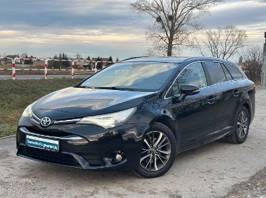 Toyota Avensis IV-1