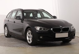 BMW SERIA 3 V (F30/F31/F34) BMW SERIA 3 , Navi, Xenon, Klimatronic, Tempomat, Parktronic,