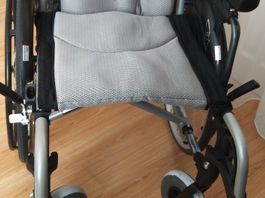Nowy, składany wózek  inwalidzki z aluminium + poduszka przeciwodleżynowa-1