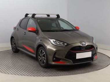 Toyota Yaris IV , Salon Polska, Automat, VAT 23%, Klimatronic, Tempomat,-1