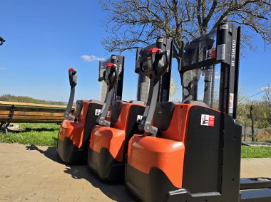 Elektryczny paleciak Toyota Swe niski maszt, podwójne podnoszenie wideł, widłowy-1