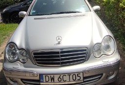 Mercedes-Benz Klasa C W203 2,2 cdi 110Kw (150KM) sedan z 2004