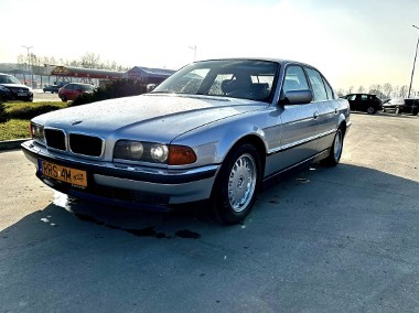 740i //-1