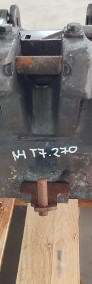 TUZ przedni New Holland T7.220-3