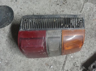 lampa tyl Nissan Sunny B11-1