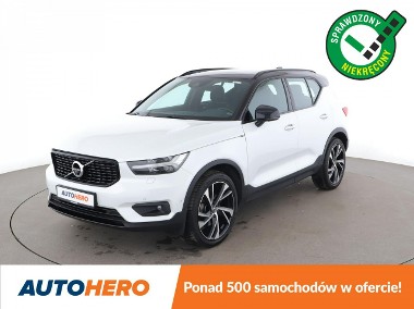 Volvo XC40 2.0 D4 AWD R-Design Panorama Navi Grzane Fotele Harman Kardon FullLE-1