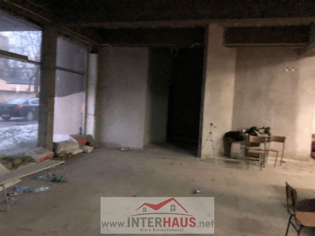 Hala o pow. 1222 m² z biurami i socjalem+ piwnica - Widok 3