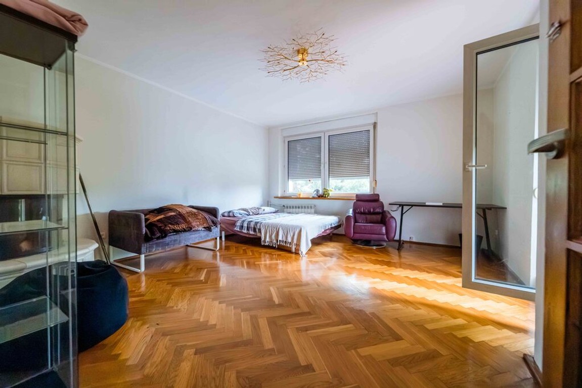 Dom z halą na 786 m² | Katowice Brynów – další