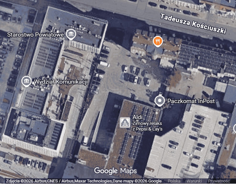 Parking przy Starostwie i ALDI – pohled 2