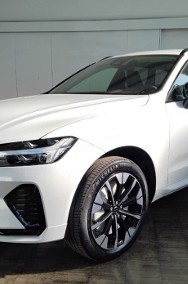 Volvo XC60 II B5 AWD Plus Dark 2.0 B5 AWD Plus Dark (250 KM) Kamera o zasięgu 360°-2
