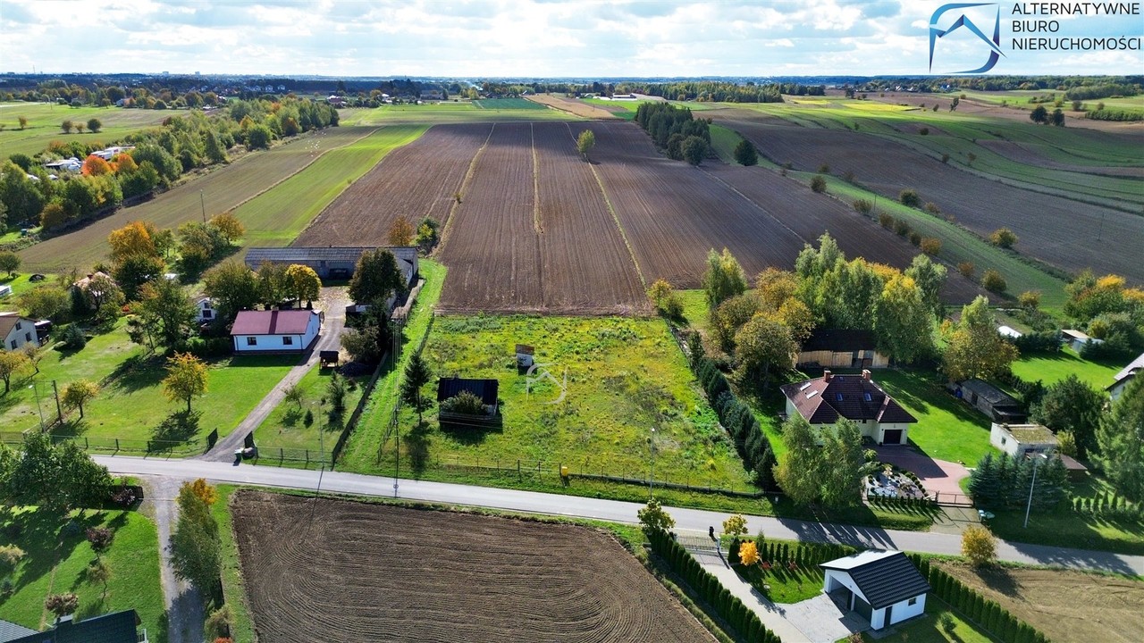 Atrakcyjna działka w Smugach - Widok 2