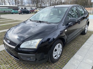 Ford Focus II-1