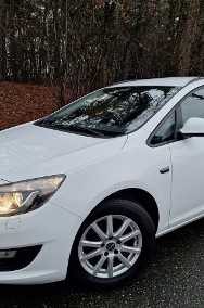 Opel Astra J Sport Tourer Edition -pakiet zima- biksenon-2