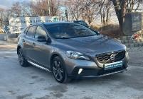 Volvo V40 II