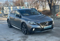 Volvo V40 II