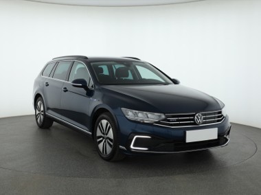 Volkswagen Passat B8 , Salon Polska, 1. Właściciel, Serwis ASO, Automat, VAT 23%,-1