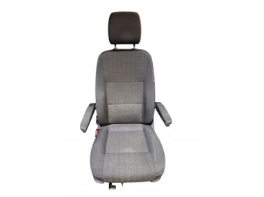 VW T5 T6 T6.1 FOTEL KIEROWCY LEWY Z PODŁOKIETNIKAMI WZÓR PANDU-1