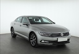 Volkswagen Passat B8 , Salon Polska, Serwis ASO, Navi, Xenon, Bi-Xenon,