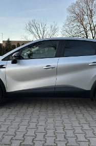 Renault Captur II 2022r Benzyna Full LED Navi Kamera Niski przebieg Zarejestrowany-2