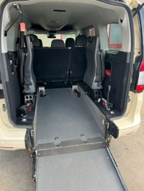 Volkswagen Caddy III Caddy 2.0TDI dla Niepełnosprawnych inwalida rampa Model 2023