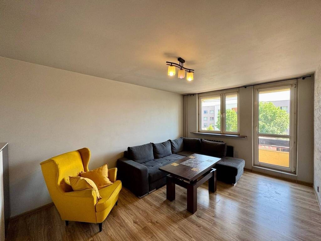Dwupokojowe M - 51 m² po remoncie balkon - Widok 3