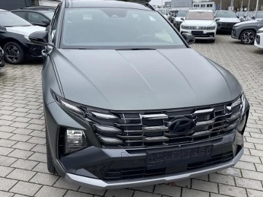Hyundai Tucson III 1.6 T-GDi HEV Smart Black 2WD aut 1.6 T-GDi HEV Smart Black 2WD aut-1