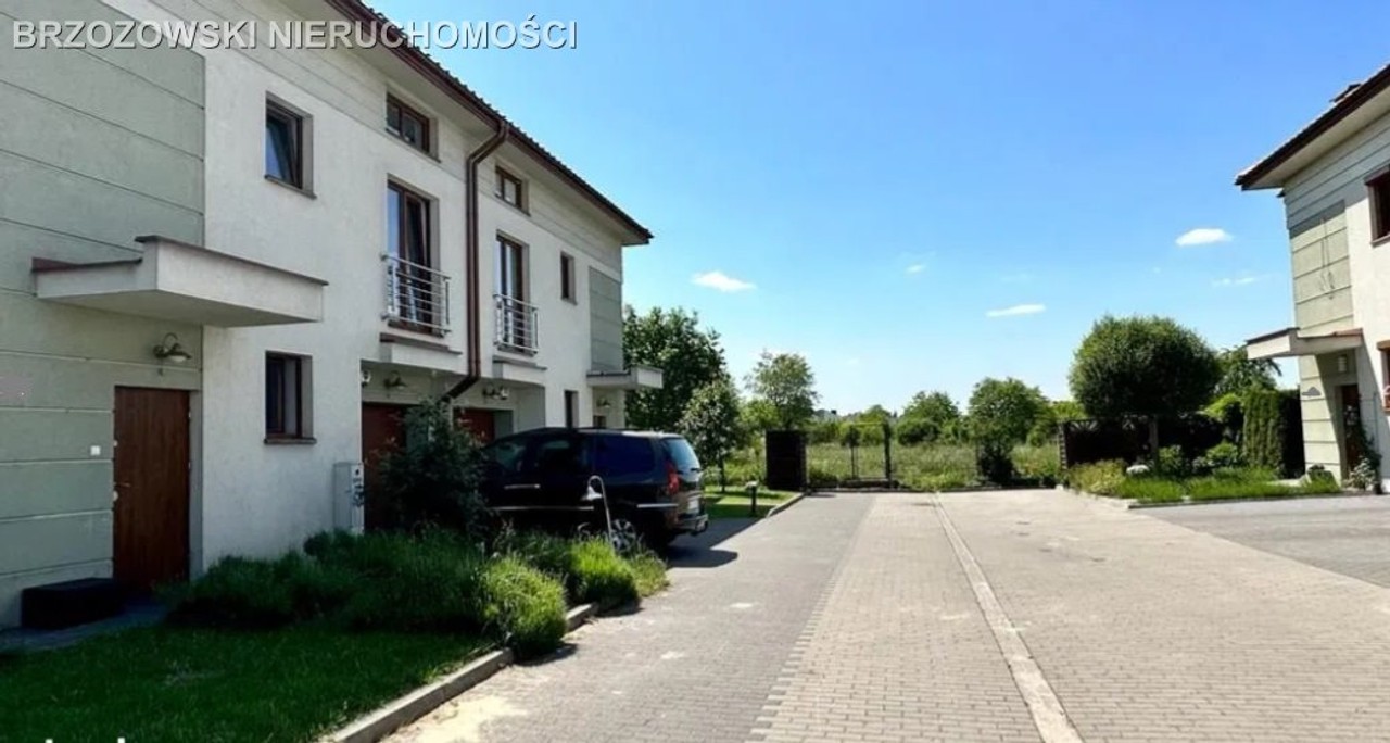 Miedzeszyn, bliźniak, 5 pok., 2015 r., przy lesie