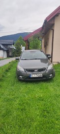 Trzeci