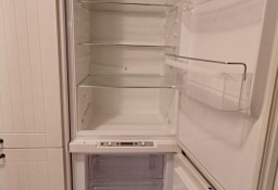 Lodówka do zabudowy IKEA Haftigt 305l (228l chłodziarka+ 64l zamrażarka)