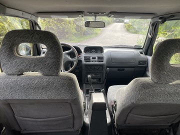 doinwestowane auto w teren