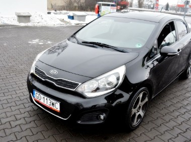 Kia Rio III-1