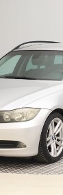 BMW SERIA 3 , Klimatronic, Tempomat, Parktronic, Podgrzewane siedzienia,-3