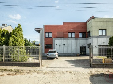 Dom i  budynki do prowadzenia działalności, Zgierz-1