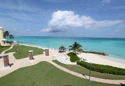 Dom Cable Beach