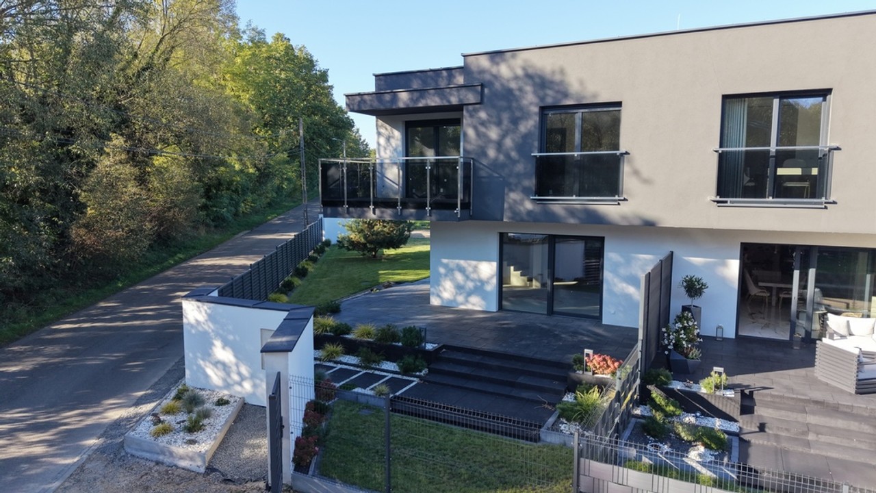 Dom na sprzedaż, 4 pokoje, 157 m², Blachownia