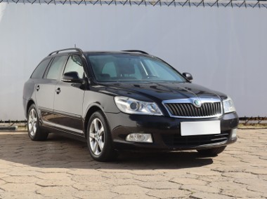 Skoda Octavia II , Klimatronic, Tempomat, Parktronic, Podgrzewane siedzienia,-1
