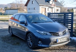 Toyota Auris II HSD 1.8 Hybryda: Benzyna + LPG, TAXI