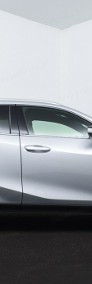 Lexus UX 300h F Sport Design 2.0 Hybrid Dynamic Force UX 300h F Sport Design 2.0-4