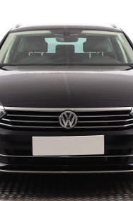 Volkswagen Passat B8 , Skóra, Navi, Klimatronic, Tempomat, Parktronic,-2