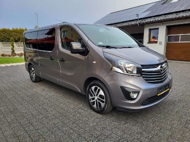 Opel Vivaro-1