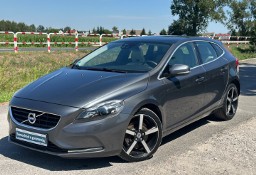 Volvo V40 II