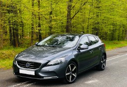 Volvo V40 II