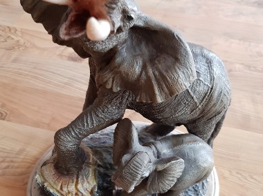 Figurka słoni z alabastru-1