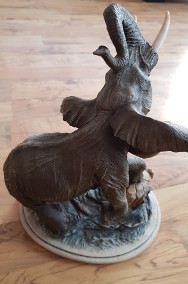 Figurka słoni z alabastru-2