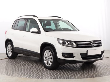 Volkswagen Tiguan , Salon Polska, 1. Właściciel, Serwis ASO, Navi, Xenon,-1