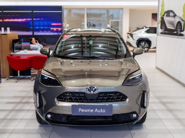 Toyota Yaris III Cross Hybrid 1.5 Executive-1